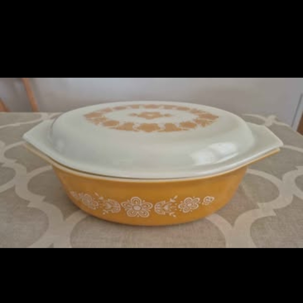 Vintage Floral Pyrex Mixing Bowl